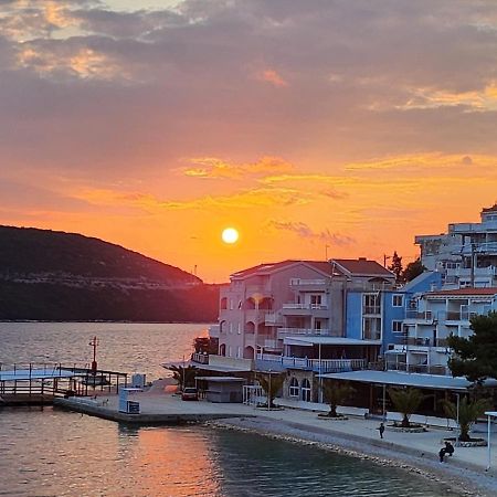 Apartments Lily Neum Εξωτερικό φωτογραφία