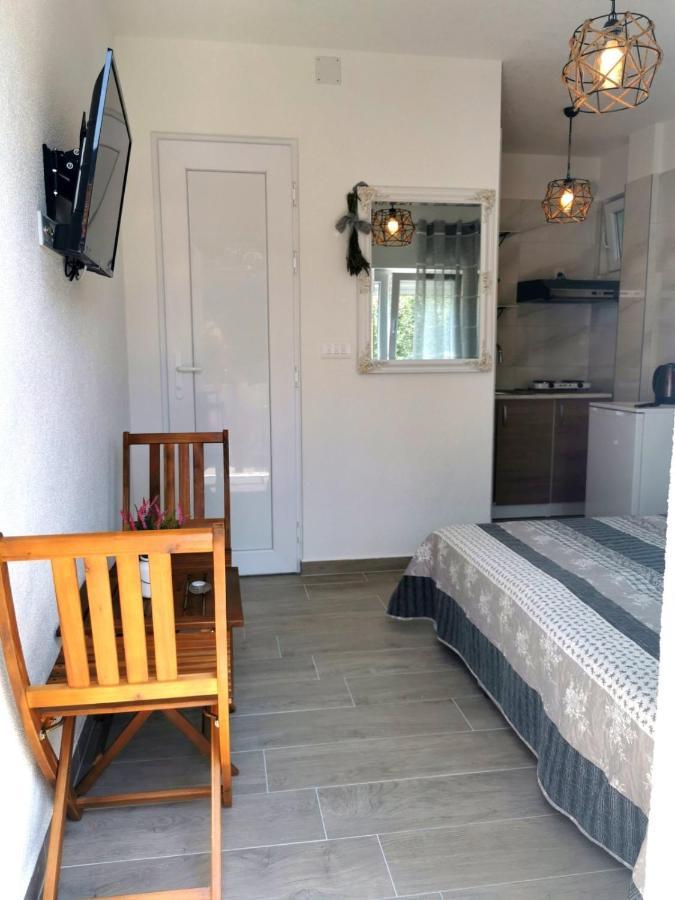 Apartments Lily Neum Εξωτερικό φωτογραφία